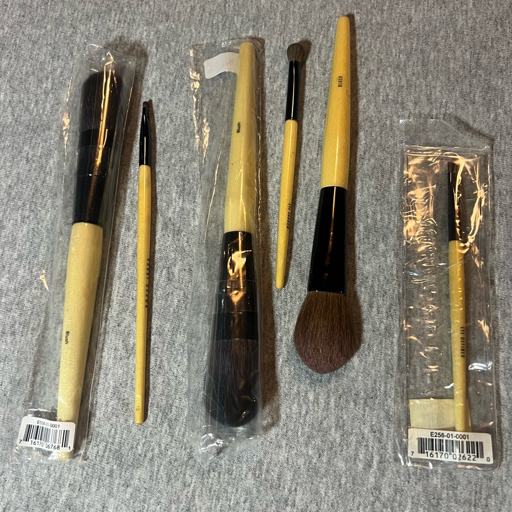 Bobbi Brown Blush brush lot M30